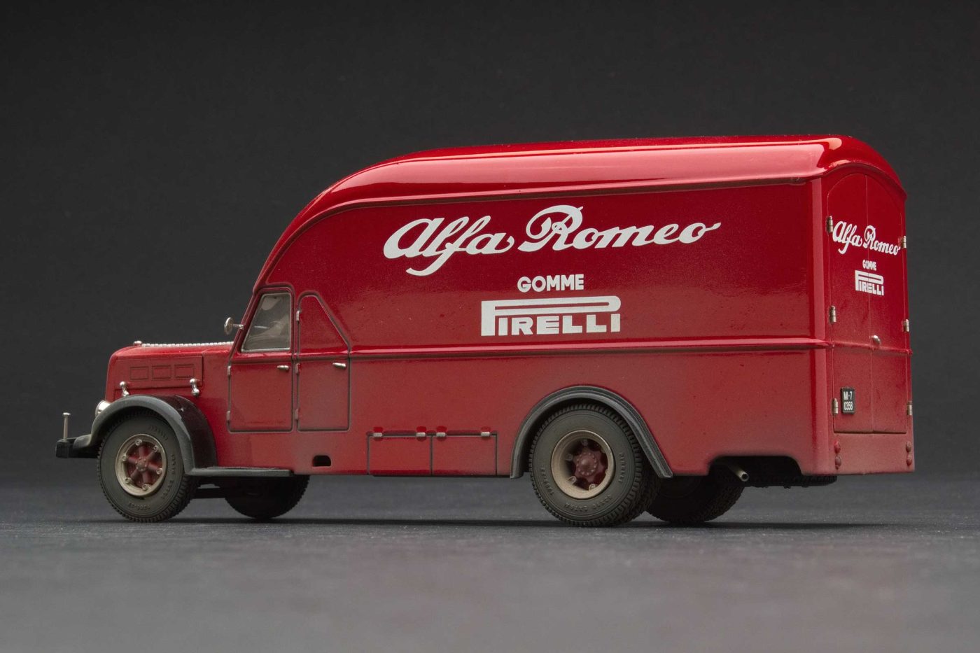 1950 Scuderia Alfa Romeo Formula 1 Team Transporter | Finish Line Plus - Image 3