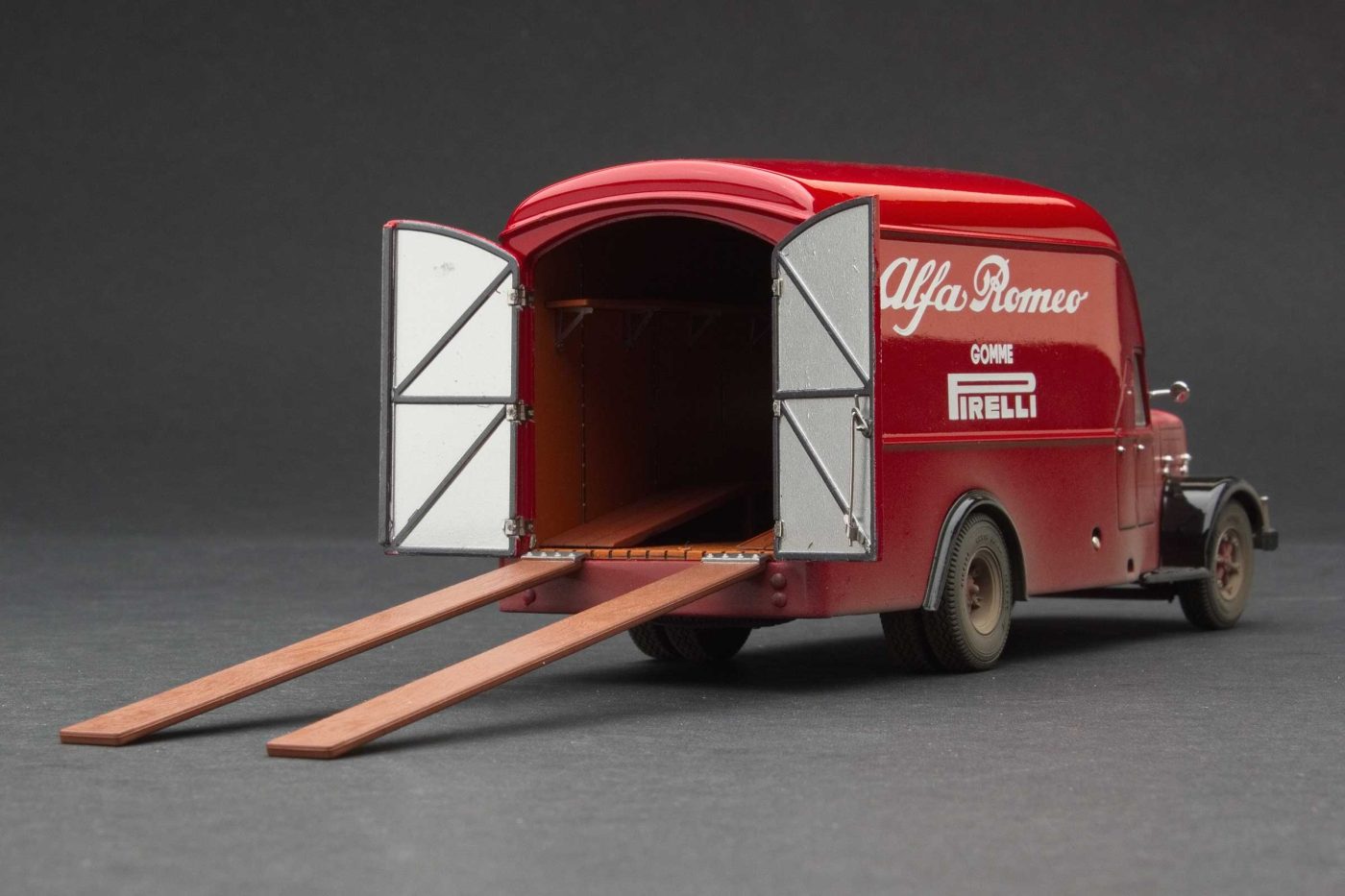 1950 Scuderia Alfa Romeo Formula 1 Team Transporter | Finish Line Plus - Image 2