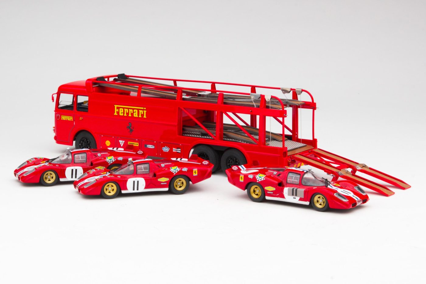 "Le Mans", the Movie | Scuderia Ferrari Transporter with Ferrari 512S - Image 2