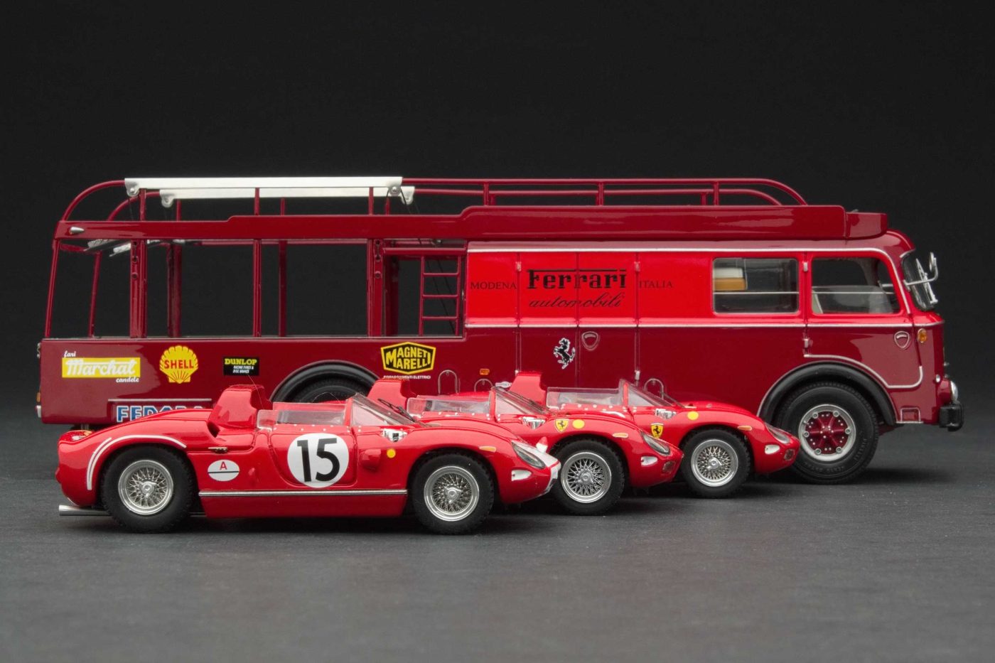1964 Le Mans | Scuderia Ferrari Transporter with Ferrari 275 P and Ferrari 330 P - Image 4
