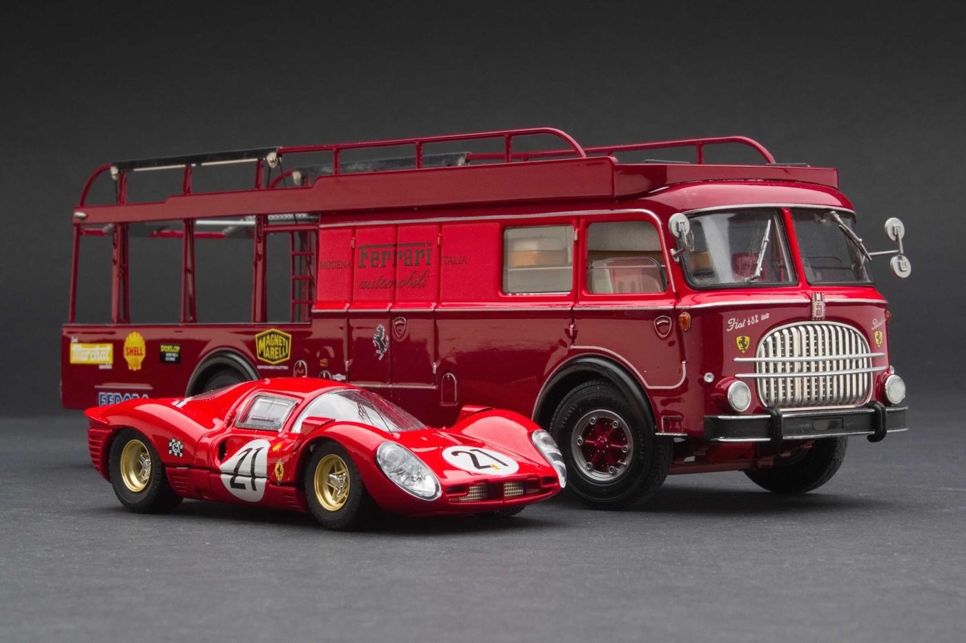 1967 Le Mans | Scuderia Ferrari Transporter with Ferrari 330 P4