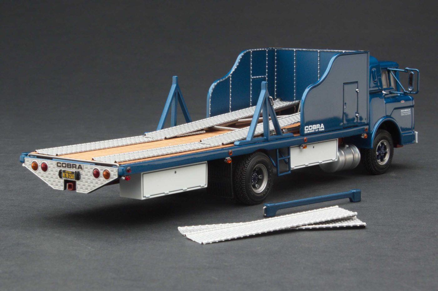 Shelby Transporter | Guardsman Blue - Image 2