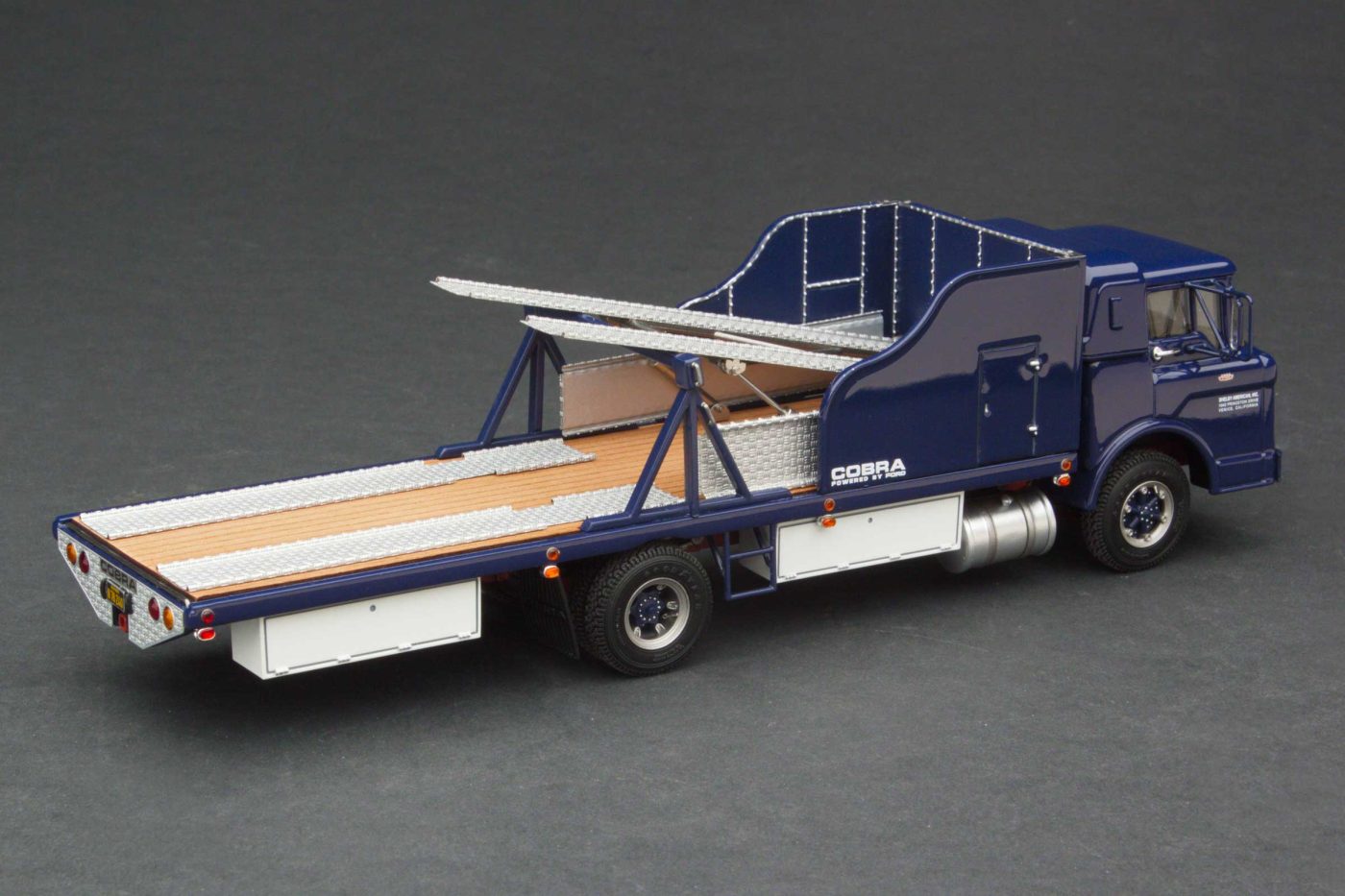 Shelby Transporter | Ford Blue - Image 3