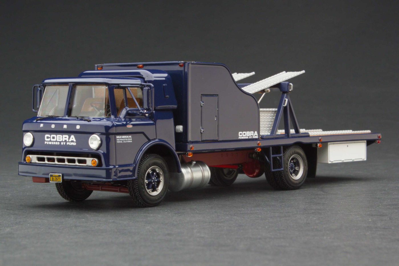 Shelby Transporter | Ford Blue - Image 2