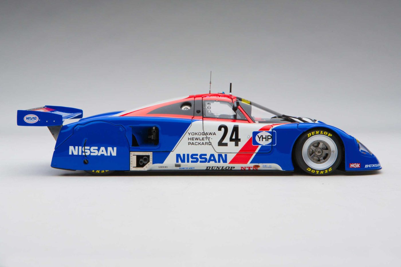 1989 Le Mans 24 Hours | Julian Bailey, Mark Blundell, Martin Donnelly | Works Nissan "YHP" - Image 4